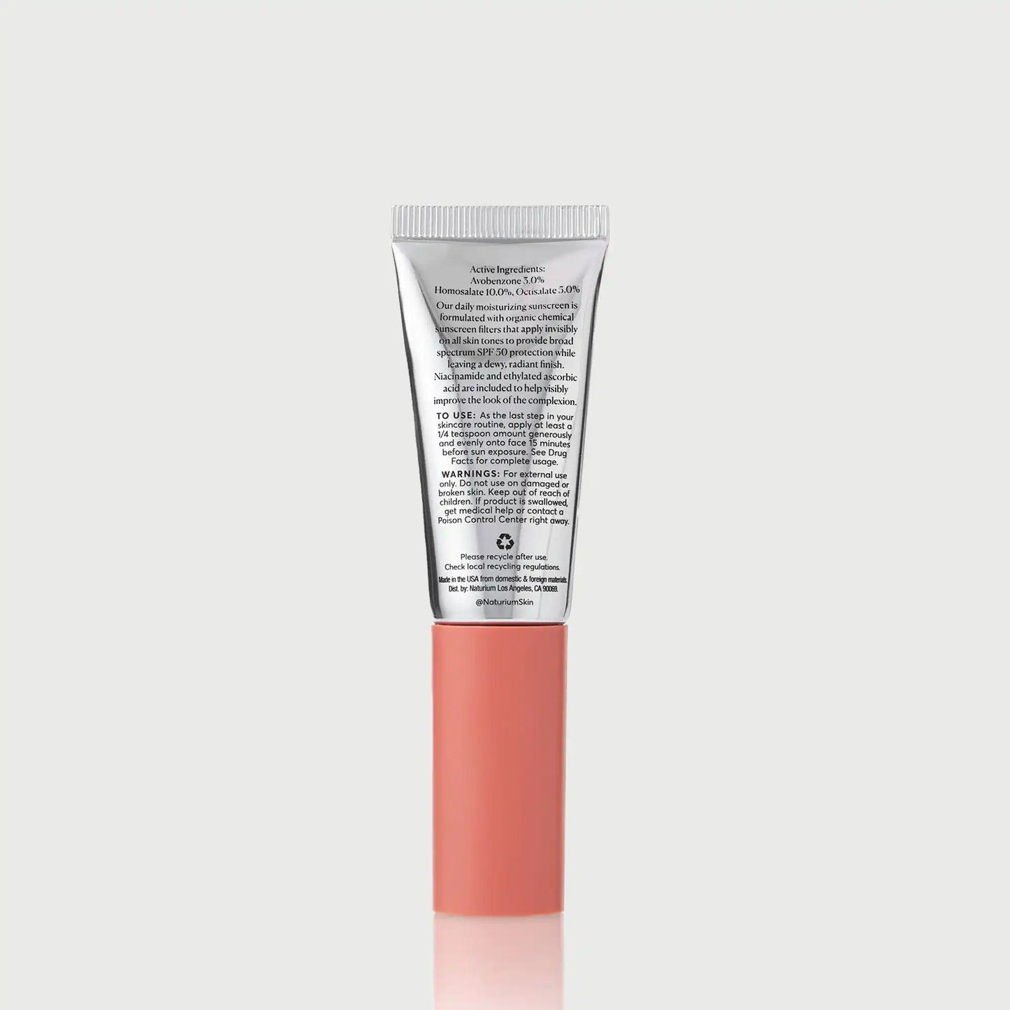 dew-glow-moisturizer-spf-50-travel-size-k1 NATR-10157_Dew-Glow-Moisturizer-SPF-50-Mini_back_capon_bonebkgd_d7cb9bbb-e294-42e2-8d5a-28c73c09b5b5.webp
